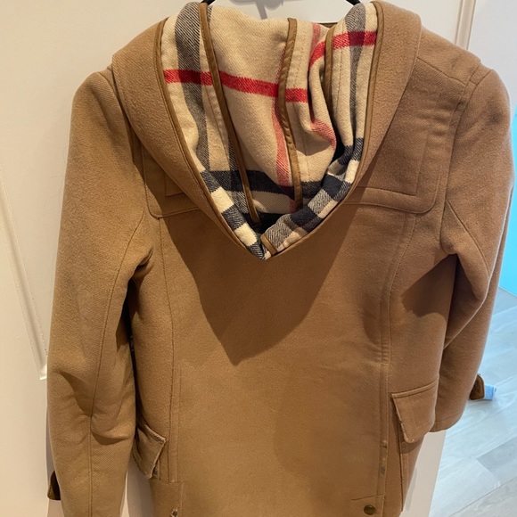 Burberry toggle jacket - Picture 2 of 6